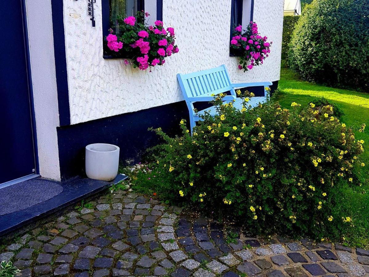 Apartment With Garden In A Wooded Setting Auw bei Prum Buitenkant foto